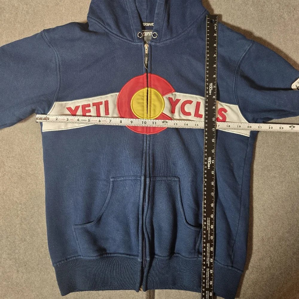 Yeti Cycles Blue Hoodie with Logo‎